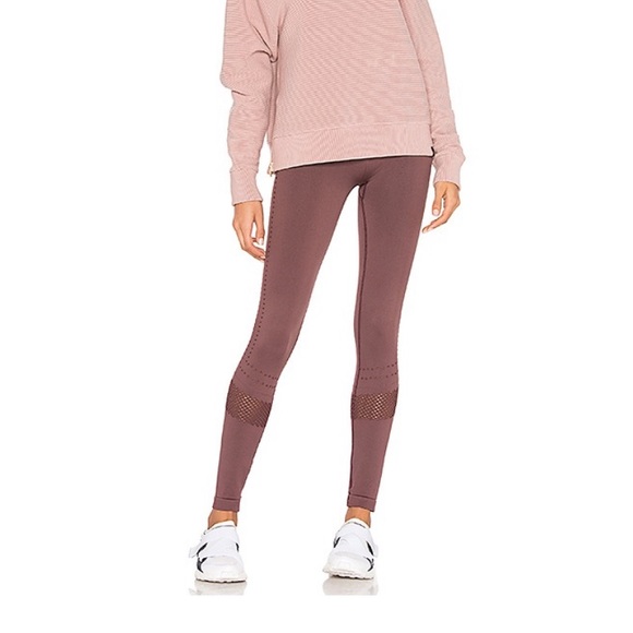 VARLEY- Revolve Justin Leggings Laser Cut Seamless - Picture 4 of 10